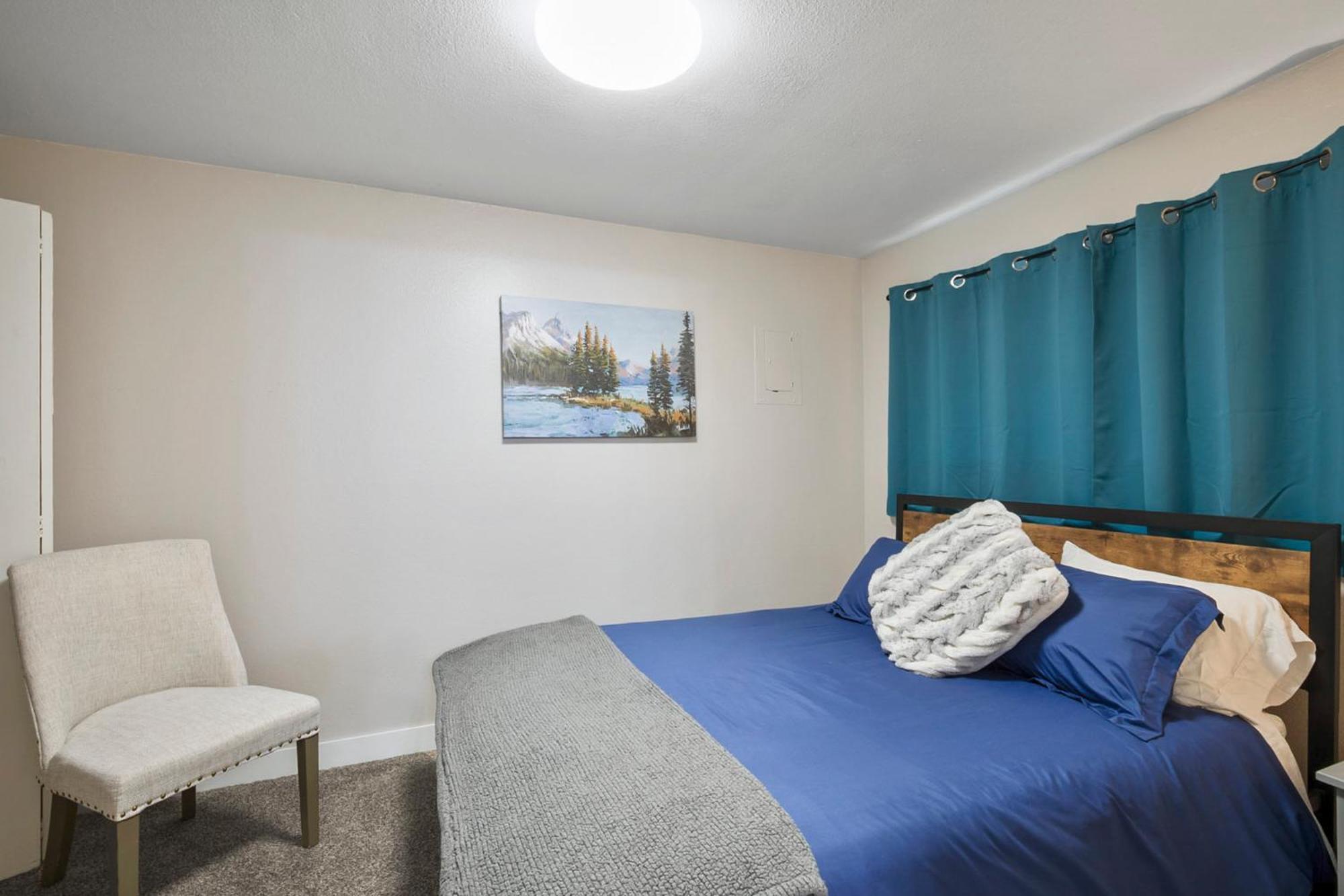Quiet 1 Bed #4 - In Town Great, Location Snohomish
